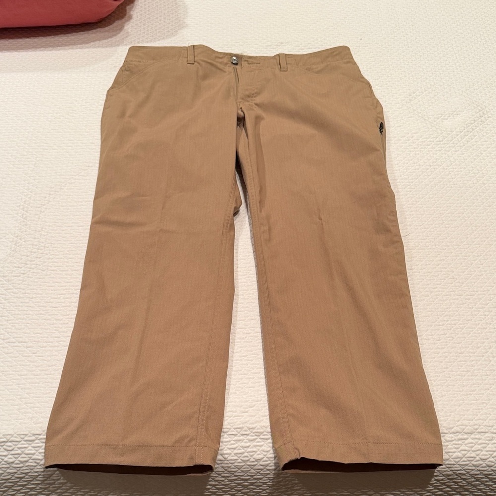 Under Armour Men's Khaki Chinos